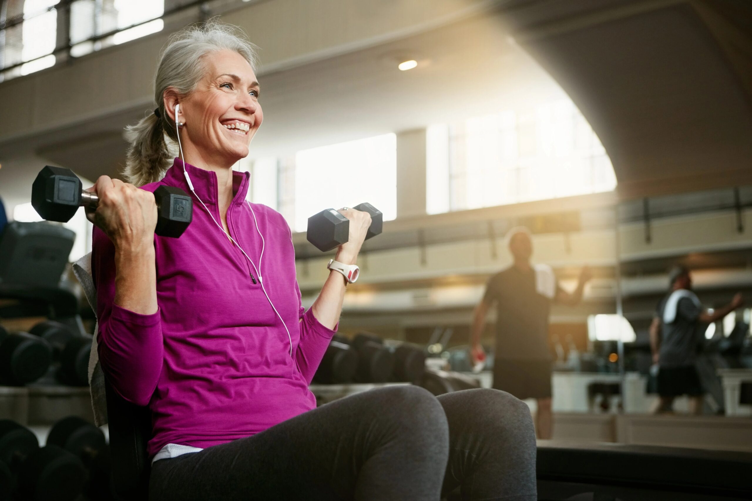 5 beginner strength exercises for seniors: how to start safely